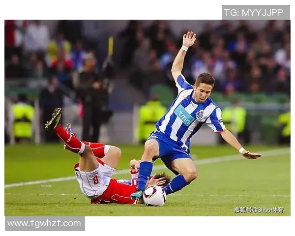 上海足球队在钻石联赛积分榜上以67分稳居第一名展现强劲实力 上海足球队在钻石联赛积分榜上以67分稳居第一名展现强劲实力